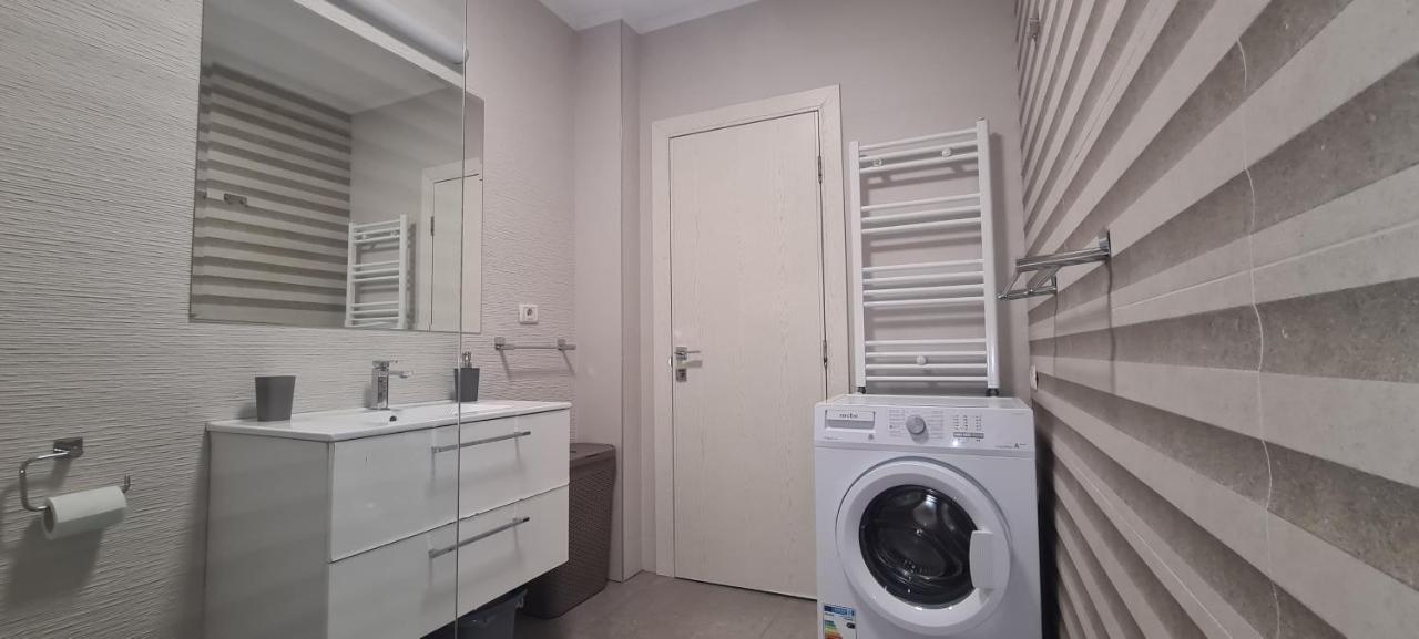 Stefania Sweet Apartament Oradea Ngoại thất bức ảnh