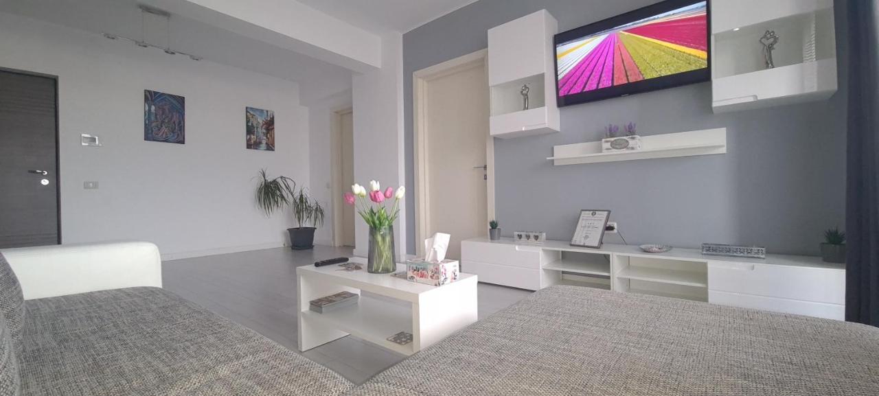 Stefania Sweet Apartament Oradea Ngoại thất bức ảnh